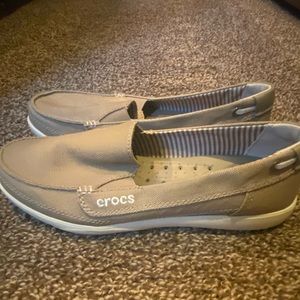 Crocs - Women’s Size 7